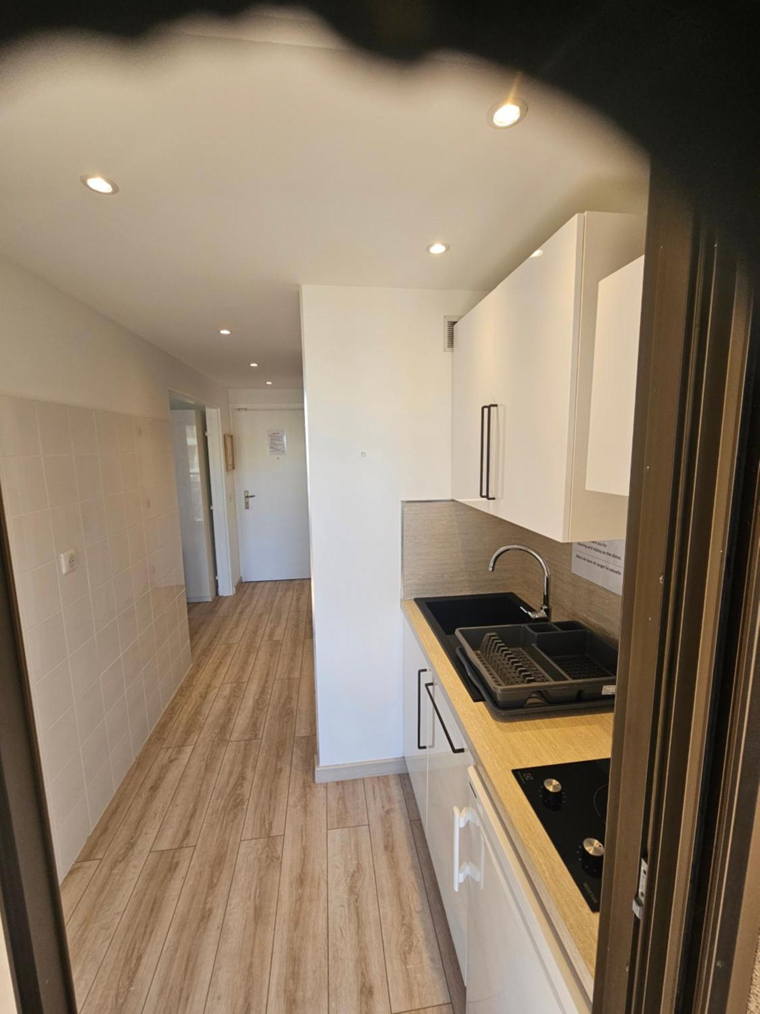 Beautiful 1 Bedroom Flat Nizza Exterior foto